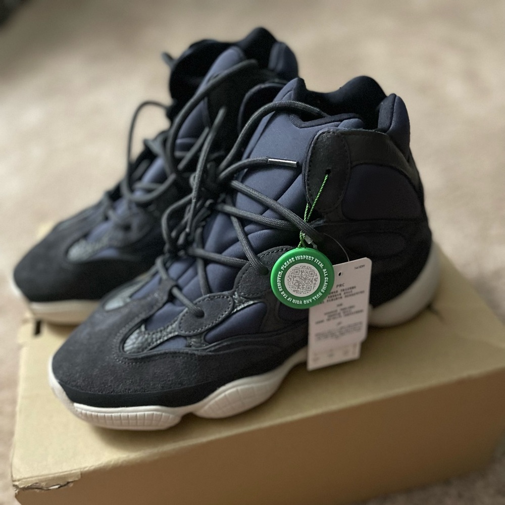 Yeezy 500’s (Men)
